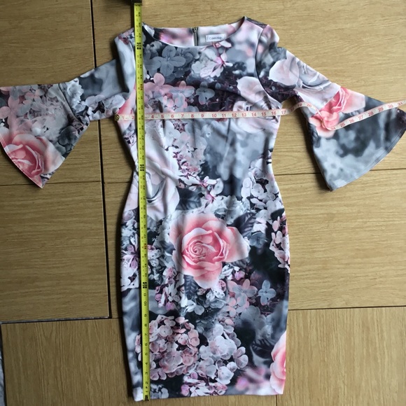 Calvin Klein Size 2 Floral-Print Bell-Sleeve Dress - Picture 7 of 8